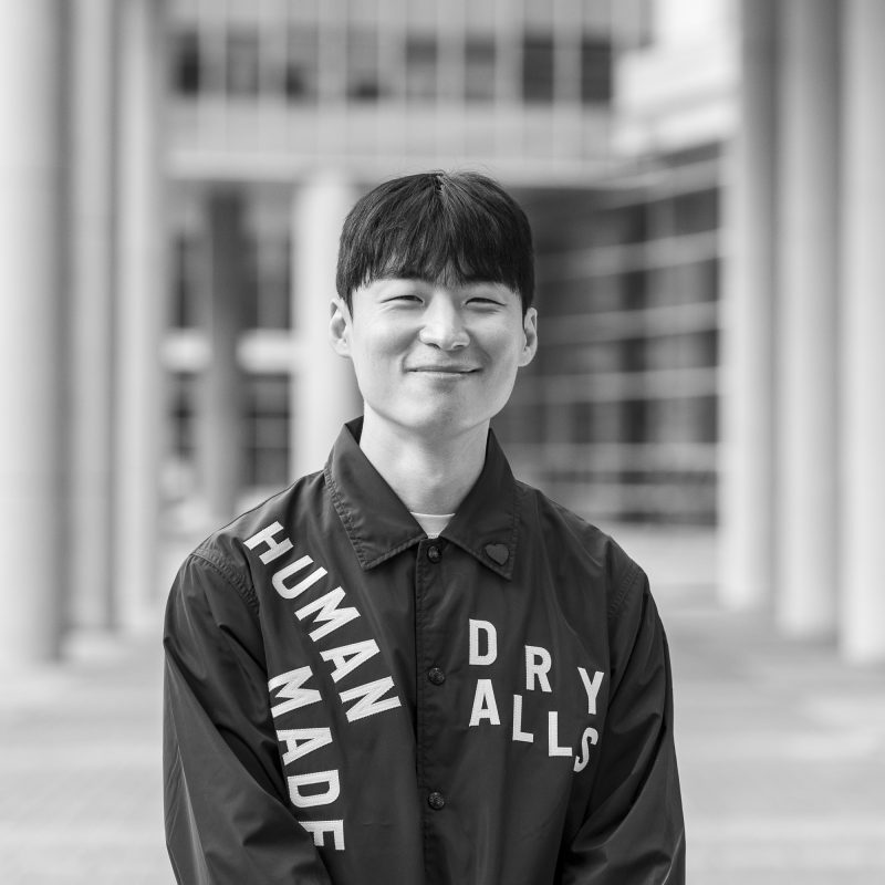 Jeongmoo Lee